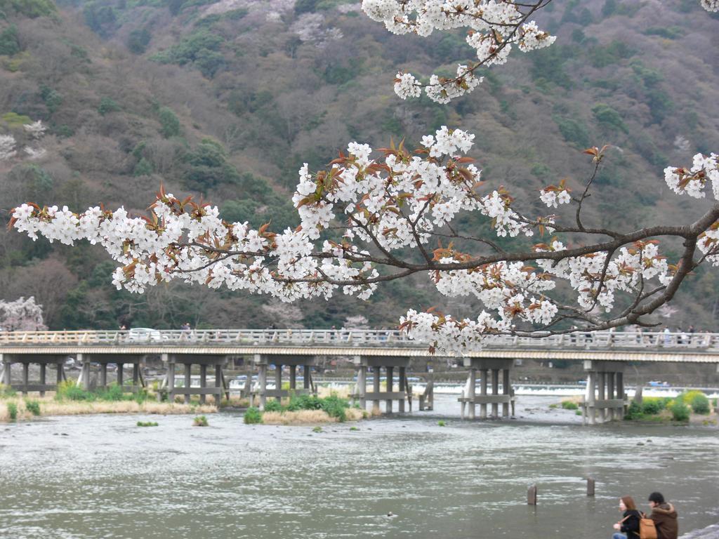 Aparthotel The Grandwest Arashiyama Kyōto Esterno foto